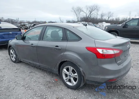 2014 Ford Focus Se z USA, uszkodzony, nr VIN 1FADP3F29EL397159